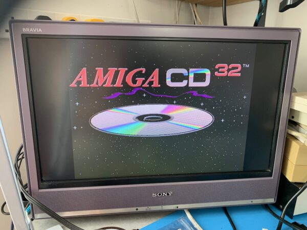 Amiga CD32 Console - Image 10