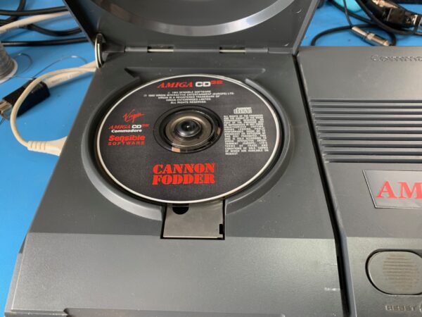 Amiga CD32 Console - Image 6