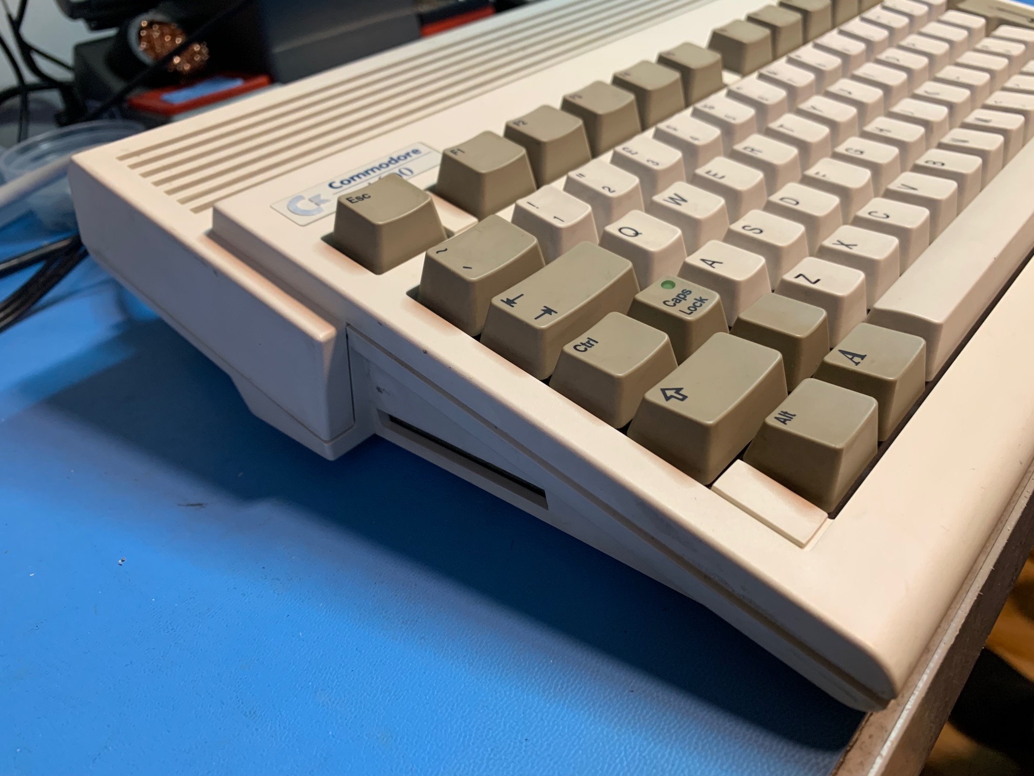 Amiga A600 computer recapped (listing 2) - Image 4